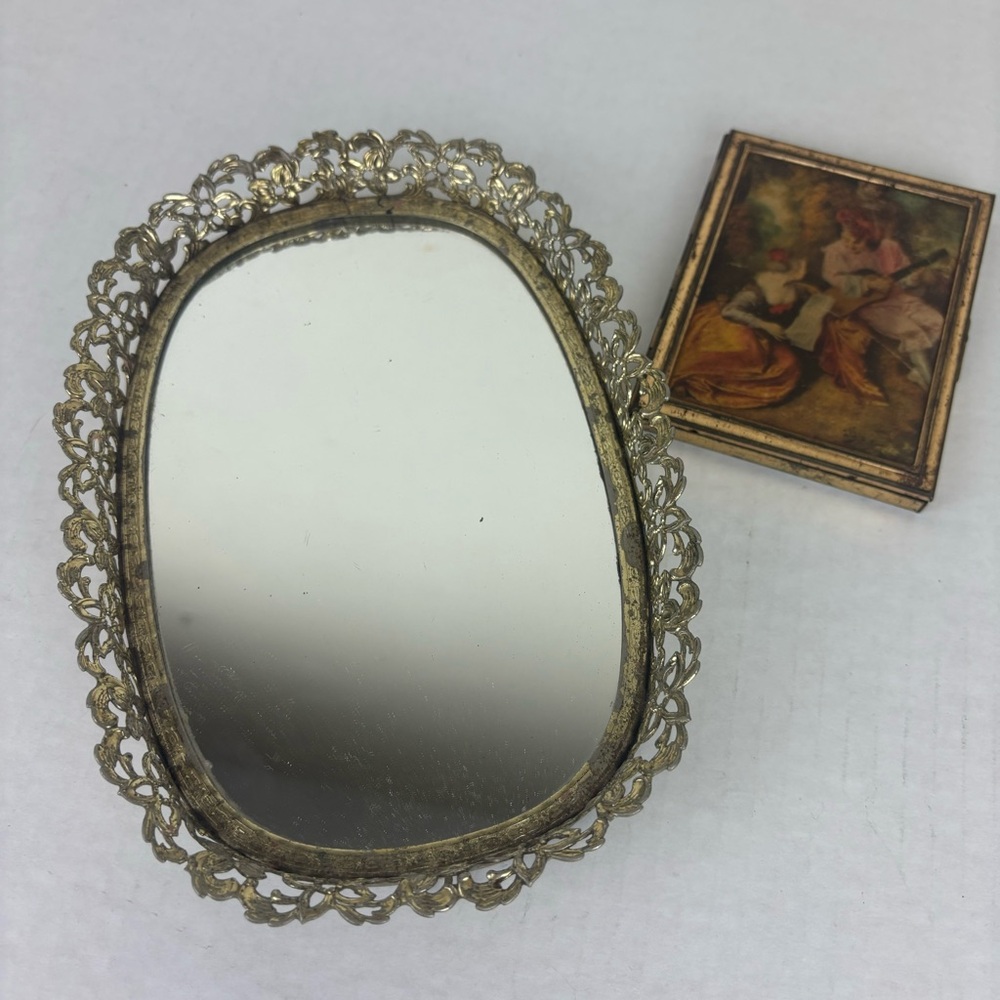 Vintage vanity items/small mirror tray & metal compact with photo pull-out